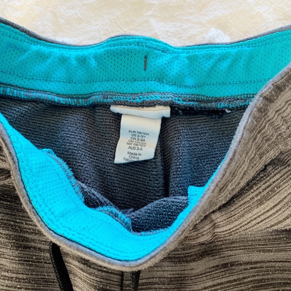 H&M Boys Track Suit - Picture 6 of 6